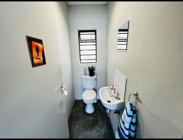 472M² OFFICE FOR SALE IN NELSPRUIT EXT 2